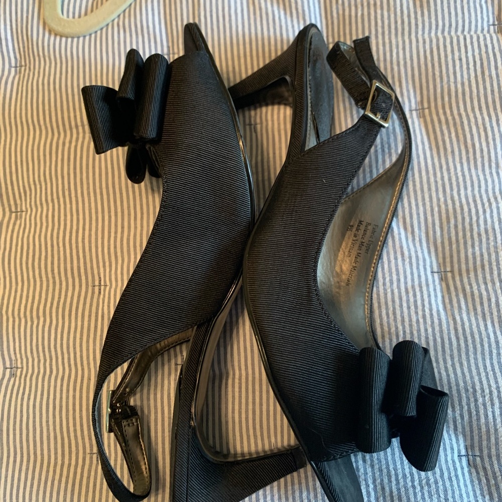 Coach dress pumps- cute cute cute